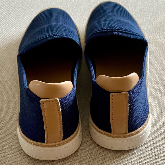 UGG Sammy - Picture 8 of 13